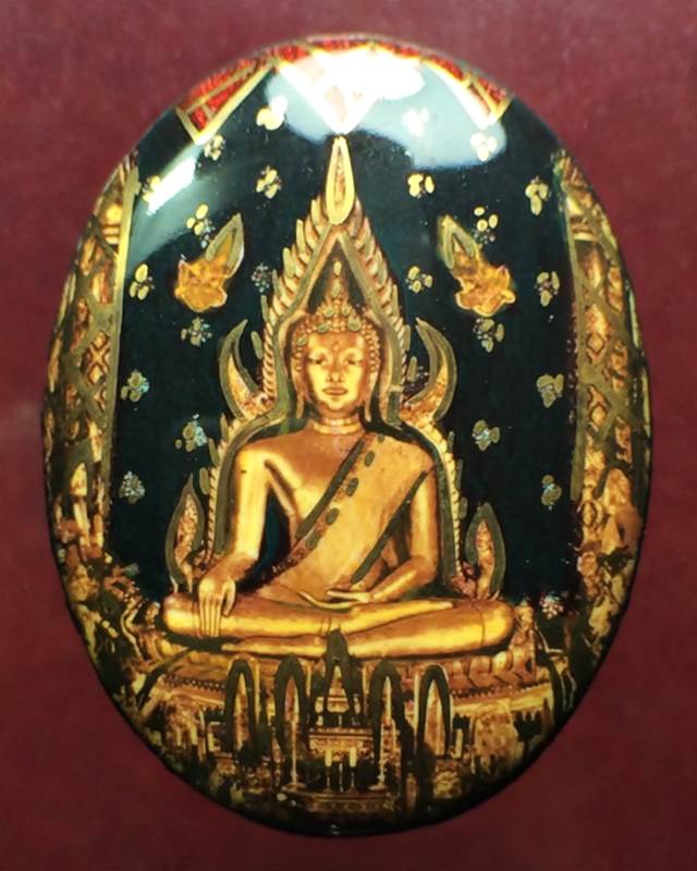 ล็อกเก็ตหลวงพ่อพระพุทธชินราช ปี 2515 พิธีจักรพรรดิ์มหาพุทธาภิเษก 2515 สร้างโดยพุทธสมาคม จ.พิษณุโลก