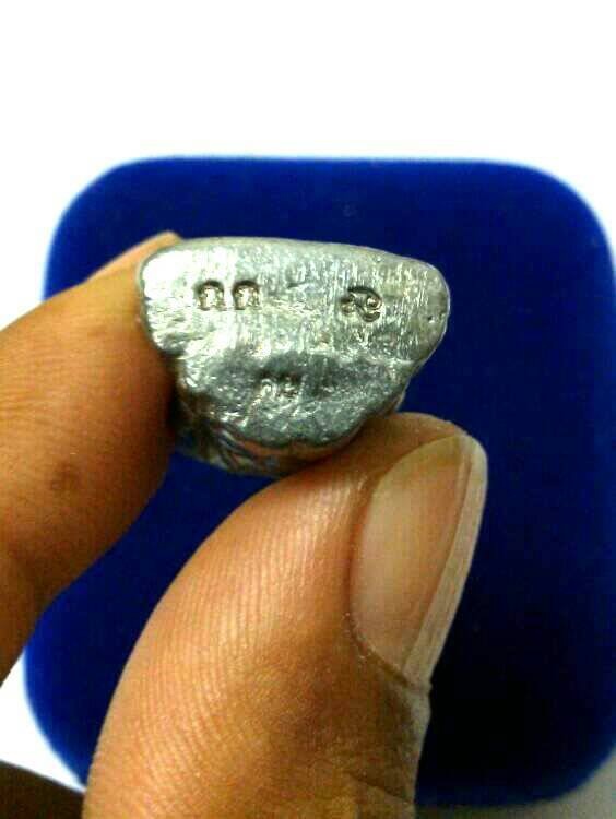 **เคาะเดียว**รูปหล่อหลวงปู่คำบุ คุตฺตจิตฺโต ฐานภูเขาหล่อโบราณพิมพ์ใหญ เนื้อตะกั่ว วัดกุดชมภู จ.อุบลฯ