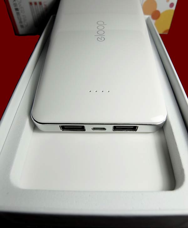 แบตสำรอง Power Bank 13000 mAh เอาไว้ชาร์จไฟ ดูพระครับ (ใหม่แกะกล่อง) 