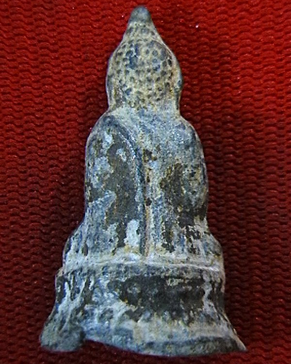 พระแก้บน เนื้อตะกั่ว เก่า  