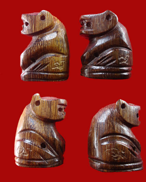  "เสือไม้พยุงแกะ" อุดกริ่ง จารครบสูตร เมตตามหานิยม ค้าขายเจริ ญรุ่งเรือง รำรวยครับ รุ่นไตรมาส44 หลวง