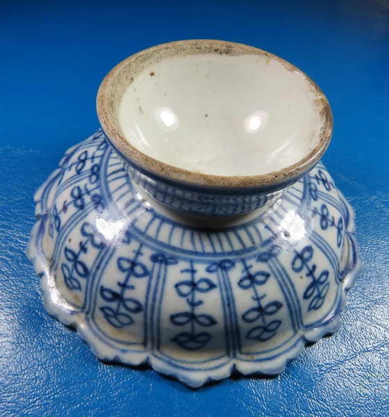 จานเชิงกังไส ลายผักชี ขนาด 4 นิ้ว ใบที่ 2