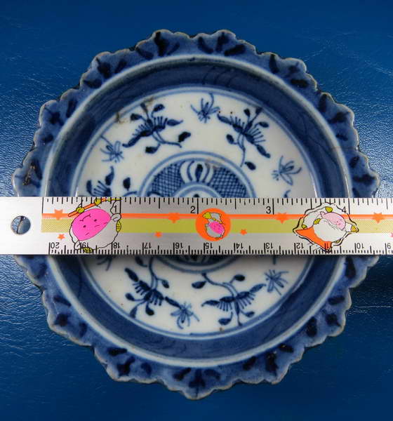 จานเชิงกังไส ลายผักชี ขนาด 4 นิ้ว ใบที่ 2