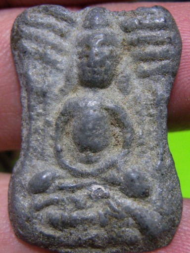 ระมเหศวร เนื้อชินเขียว กรุวัดวังบัว จ.เพชรบุรี พระหนาล่ำ สภาพพอสวย
