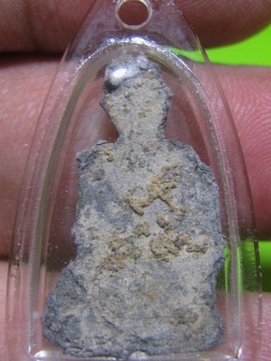 พระกรุวัดเก๋งจีน พิมพ์วันทาเสมา เนื้อชินเงิน จ.ระยอง มาพร้อมบัตรรับรอง