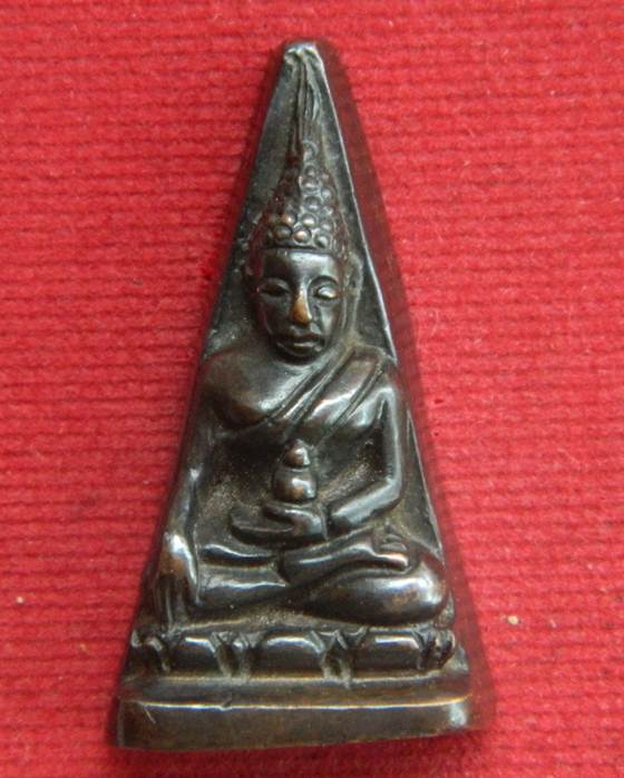 พระนางเสาร์ห้า วัดสุทัศน์ เนื้อนวะกลับดำ สภาพสวย