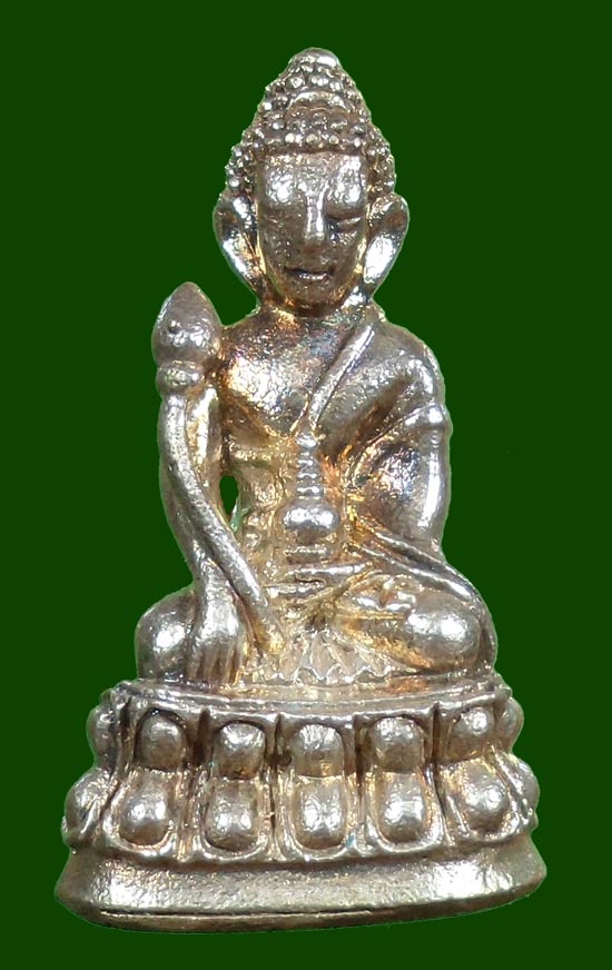  พระกริ่งสายรกรุ่นอุดมโชคลาภ๘๗ หลวงปู่คำบุ ออกวัดโพธิ์ไทร เนื้อเงินกรรมการ ตอกโค๊ด ๕๕๕๕๕ สร้างน้อย