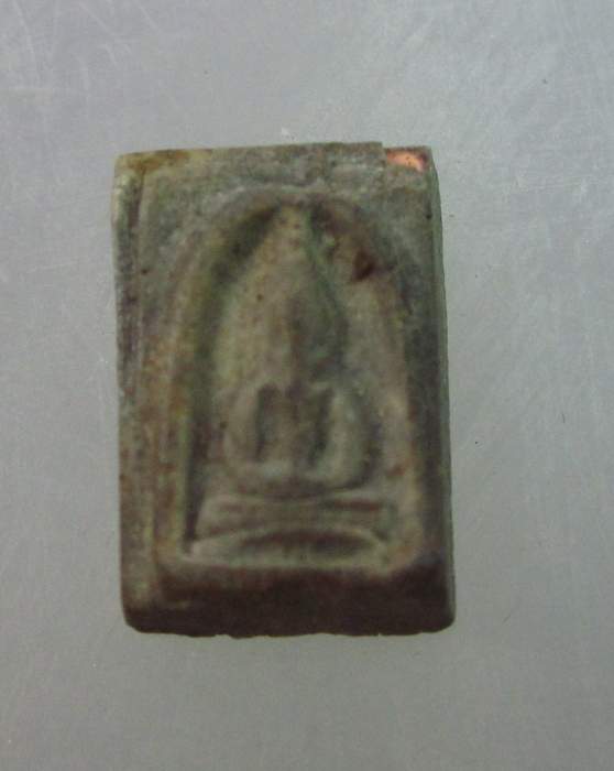 พระคะแนนจิ๋ว เนื้อดิน
