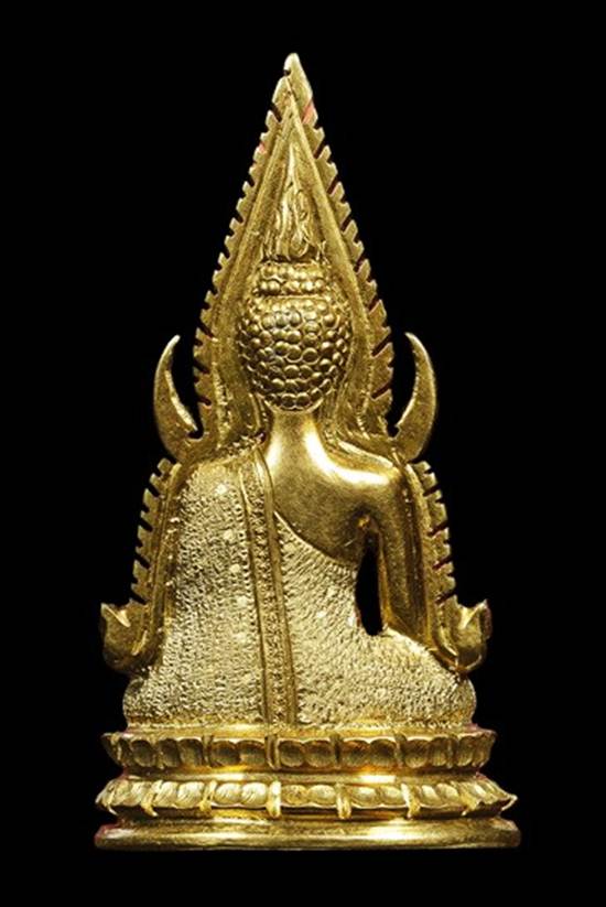 สวยฟุดๆขั้นเทพ พระพุทธชินราชอินโดจีน พิมพ์แต่ง มีโค๊ด พร้อมบัตรรับรอง เลี่ยมทองกันน้ำอย่างดีครับ 