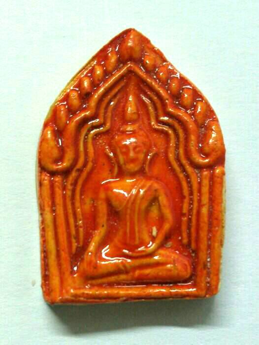 **เคาะเดียวครับ** พระขุนแผนคลือบ เนื้อผงมหาเสน่ห์ ติดแผ่นโค้ดเงิน หลวงปู่คำบุ รุ่นเจริญลาภ ปี52 