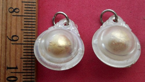 วัดใจเริ่ม 10 บาท กับ ลูกอมพระเกจิ 2 ลูก ..AK507
