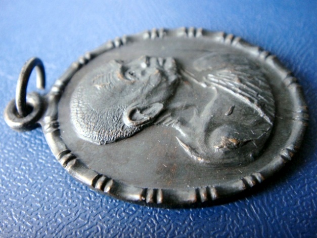 เหรียญปล้องอ้อย หลวงปู่เพิ่ม ปี 2518 เนื้อทองแดง วัดกลางบางแก้ว พร้อมบัตรรับรอง