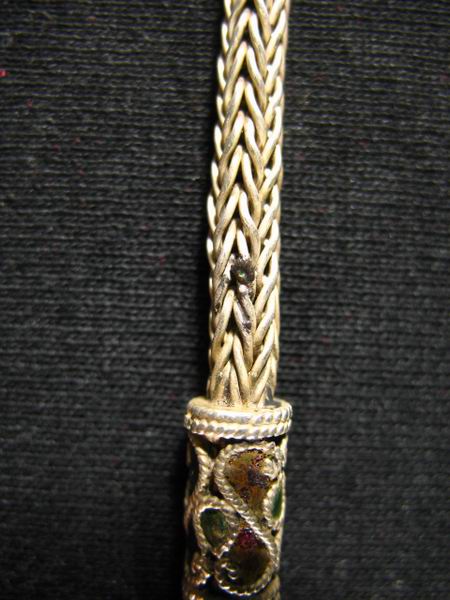 2,500.- สร้อยเงินแท้ ๆ มือ 2 ใส่พระได้ 3 องค์ เส้นใหญ่ ๆ หนักประมาณ 5 บาท