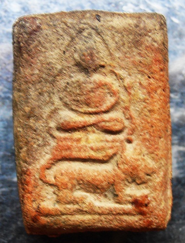 พระเนื้อดินหลวงพ่อผาดกรุวัดดงตาลสวยๆครับ