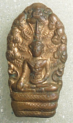 พระปรกใบมะขามหลวงปู่แผ้ว ปวโร