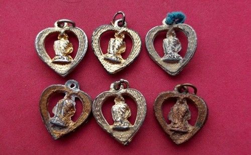 วัดใจเริ่ม 10 บาท กับ รวมหลวงพ่อคูณ . ..AK634