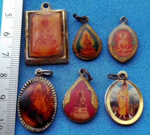 วัดใจเริ่ม 10 บาท กับ รวมล็อกเก็ตพระพุทธ .....AM174