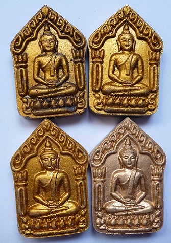 เคาะเดียว 650 บาท พระขุนแผนผงพรายกุมาร หลวงปู่ทิม วัดละหารไร่ รุ่นวางศิลากฤษ์ ปี2555 จำนวน 4 องค์