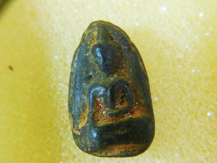 เม็ดน้อยหน่า  หลังอุ อยุธยา เคาะเดียว