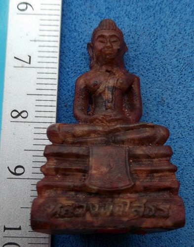 วัดใจเริ่ม 10 บาท กับ หลวงพ่อพุทธโสธร เนื้อผงกระเบื้องหลังคาโบสถ์ ..AM359
