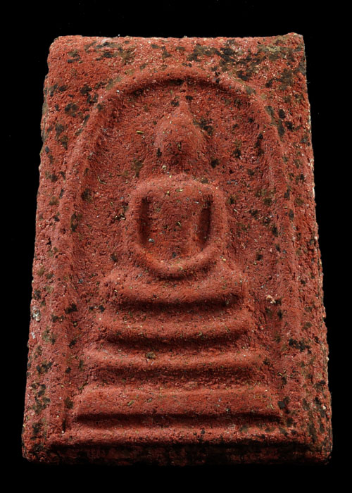 สมเด็จหลวงพ่อแดง สีแดง