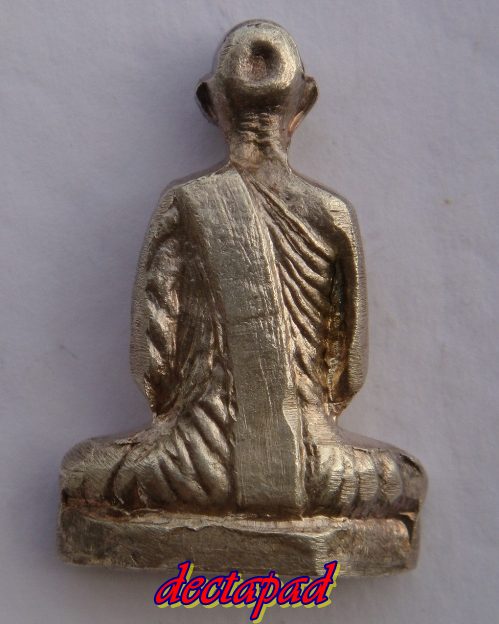 หลวงพ่อเดิม วัดหนองโพธิ์ เนื้อเงิน ตอกโค๊ด ชัดเจน