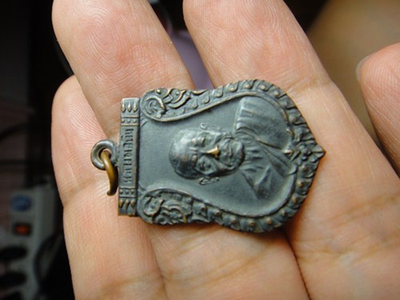 เหรียญเสมาหน้าเลื่อน หลวงพ่อเงิน วัดดอนยายหอม ปี10 จ.นครปฐม สวยเดิมครับ 