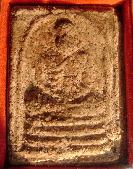 พระผง หลวงปู่ชา วัดหนองป่าพง 