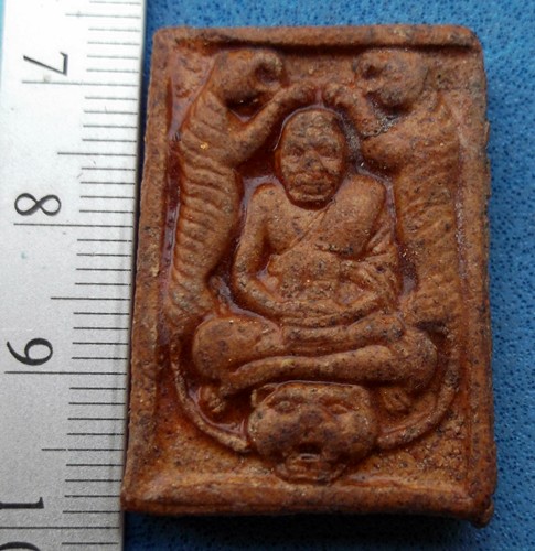 วัดใจเริ่ม 10 บาท กับ ผงหลวงพ่อปาน คลองด่าน วัดหงส์ทอง จ.สมุทรปราการ ..AM383