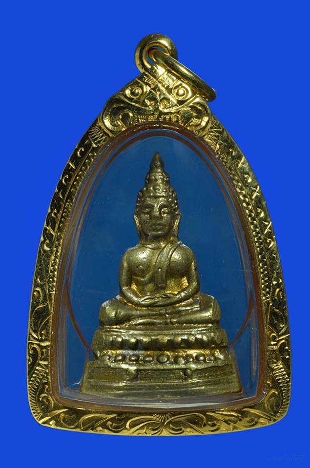 พระชัย 4 มุมเมือง พร้อมทอง