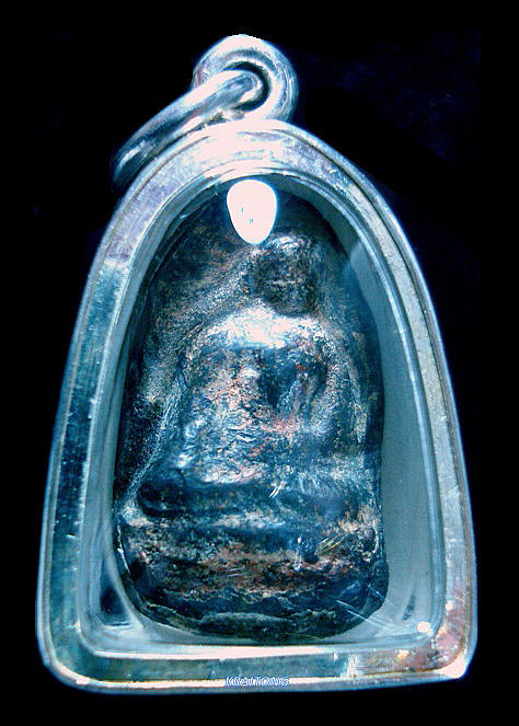 พระกรุวัดสุวรรณ อ่างทอง