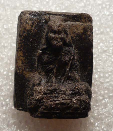 รูปหล่อไม้งิ้วดำ ปี ๓๒  หลวงปู่ญาท่านสวน ฉฺนทโร วัดนาอุดม หายากมากครับ