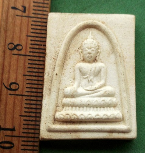 วัดใจเริ่ม 10 บาท กับ ผงหลวงพ่อขาว วัดเสาธงกลาง สมุทรปราการ  ..AP786