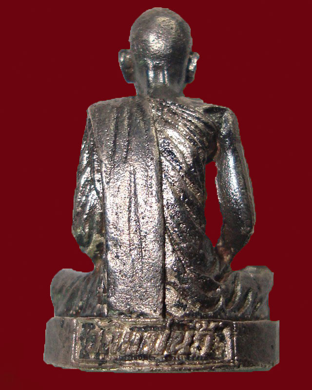 หลวงพ่อเก๋วัดแม่น้ำ กรุงเทพ