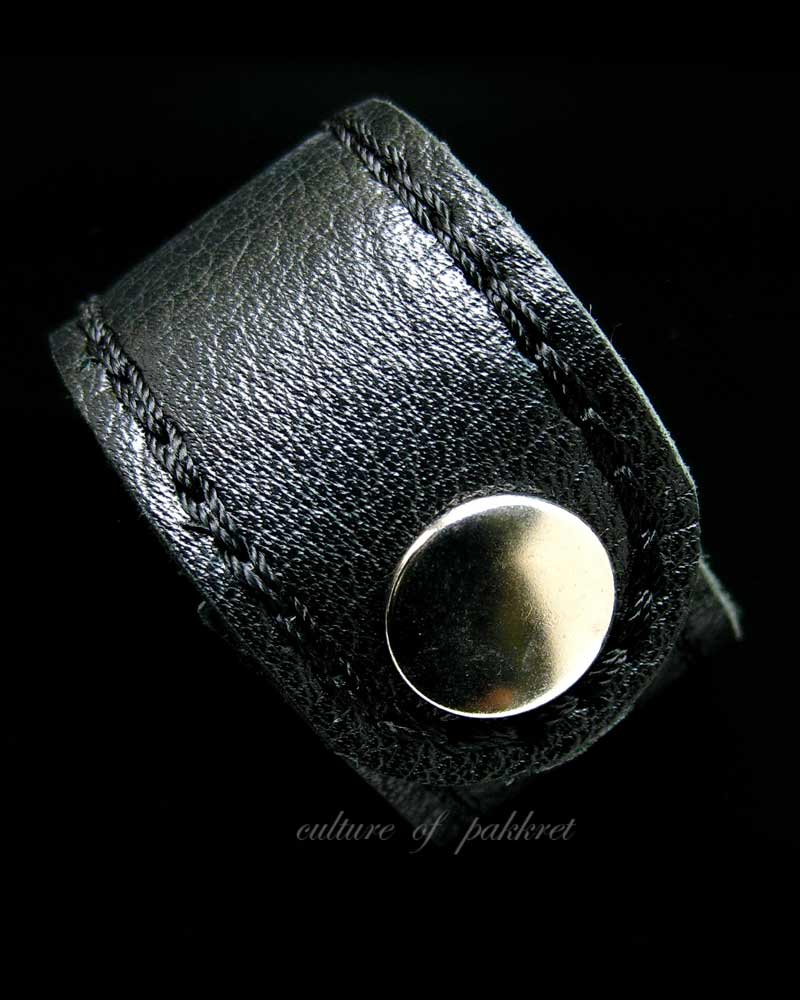 ซองหนังแท้อย่างดี ใส่กล้อง zeiss 10x สีดำ (BBB3)