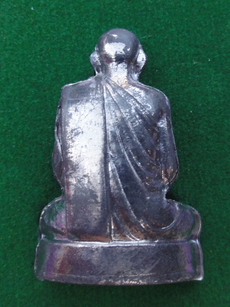 รูปเหมือนปั๊มรุ่นแรกเนื้อตะกั่ว สมเด็จพระญาณสังวร สมเด็จพระสังฆราช ปี 2553 สภาพเดิมพร้อมกล่อง 1