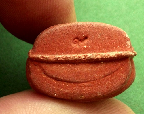 วัดใจเริ่ม 10 บาท กับ เสือ เนื้อผงวัดปริวาส ยานนาวา กรุงเทพ  ..AP882