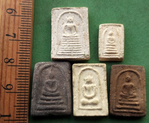 วัดใจเริ่ม 10 บาท กับ พระสมเด็จองค์เล็ก เนื้อผง ....AP975
