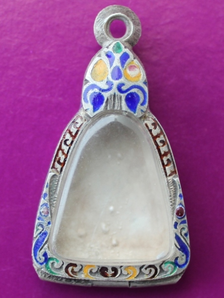 ตลัดเงินลงยา หลังปิด แกะลายสวยๆ เงินเก่า หนาๆ