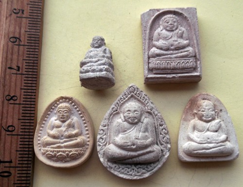 วัดใจเริ่ม 10 บาท กับ รวมพระสังกัจจายน์เนื้อผง ..AR86