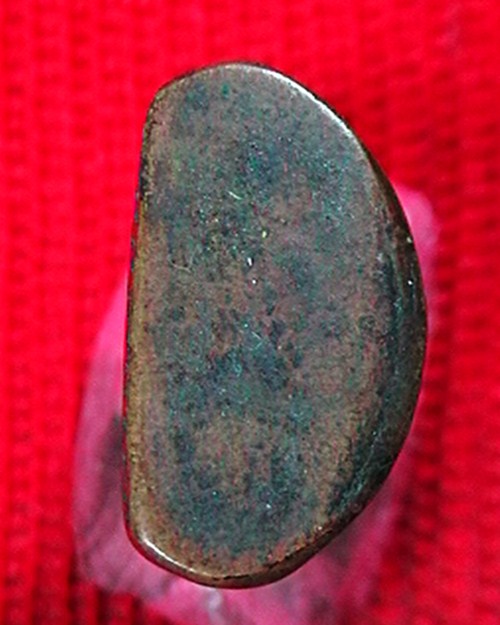  พระปั๊มรูปเหมือนลอยองค์ รุ่น ๑ หลวงพ่อบุญมี  วัดบ้านมุง    