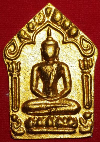 พระขุนแผงพรายกุมาร "รุ่นพรายจินดามณี" ปี 55 ลพ.สาคร เนื้อว่านดอกทอง ตะกรุดทองแดงคู่ no. ๓๑๑๙