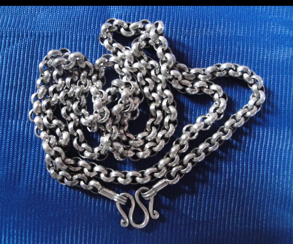 เคาะเดียว..สร้อยคอ เงินแท้ 92.5 มือสอง >>> ถูกกว่าซื้อใหม่ครับ >> เชิญครับ...