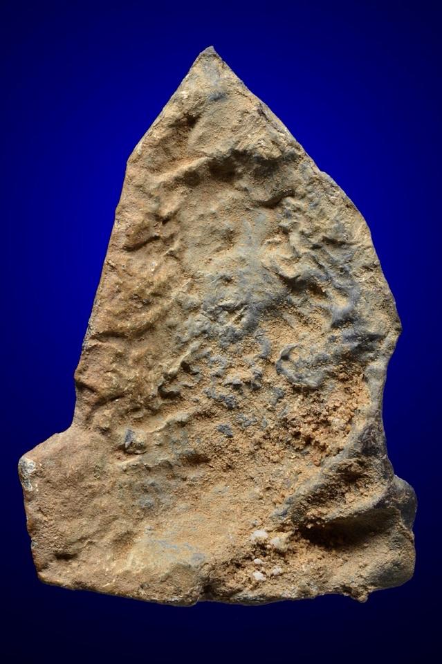 พระร่วงนั่งซุ้มเรือนแก้ว กรุบ้านละหาร สุพรรณบุรี