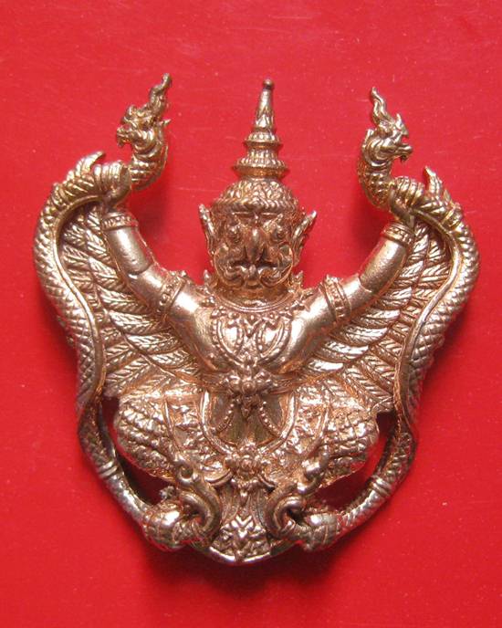 พญาครุฑ เนื้อทองแดง รุ่นชนะมาร หลวงปู่เกลี้ยง วัดโนนแกด จ.ศรีสะเกษ ต๊อกโค๊ต+หมายเลข