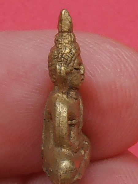 พระยอดธง หลวงพ่อแดง วัดปรกเจริญ จ.สมุทรสงคราม