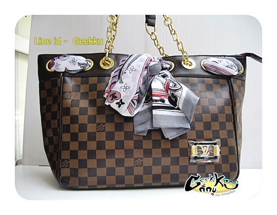 โล๊ะ...สต๊อก......กระเป๋า LV เคาะเดียว 500