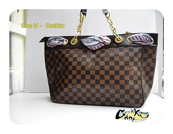 โล๊ะ...สต๊อก......กระเป๋า LV เคาะเดียว 500