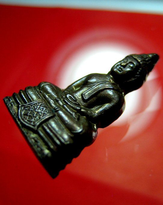 หลวงพ่อโสธร รุ่นทองประธาน 