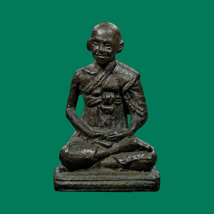 รูปหล่อโบราณ สมเด็จพระพุฒาจารย์(โต) พรหมรังษี วัดระฆังโฆษิตาราม กรุงเทพ ปี 2495 (ก้นอุดใหญ่)นิยมครับ